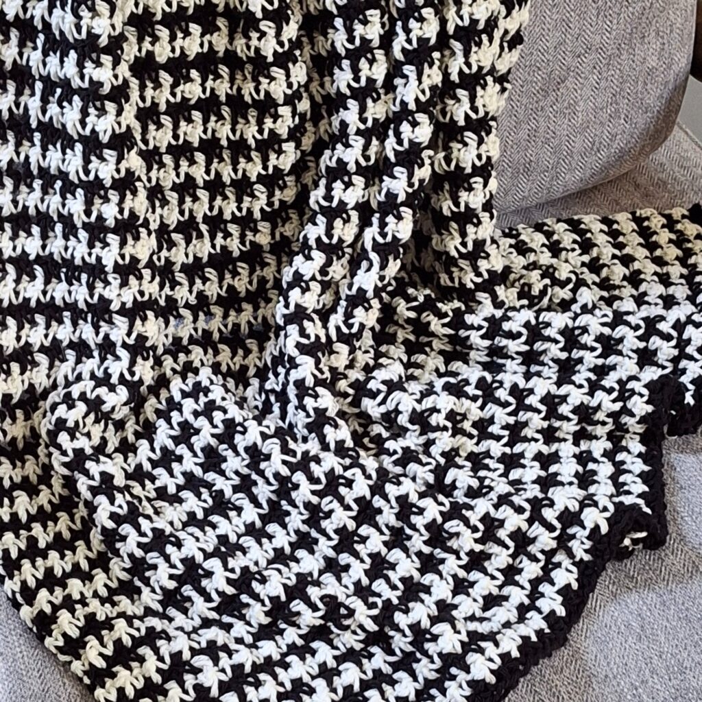 The Checkpoint Throw Easy Houndstooth Crochet pattern