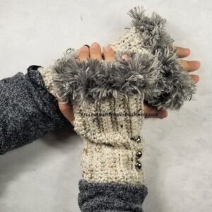 Easy Crochet Pattern | Fur Trimmed Fingerless Gloves