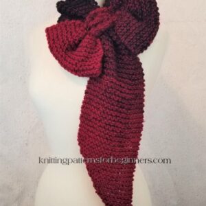 Easy Knitting Pattern | The Cravatta Keyhole Scarf